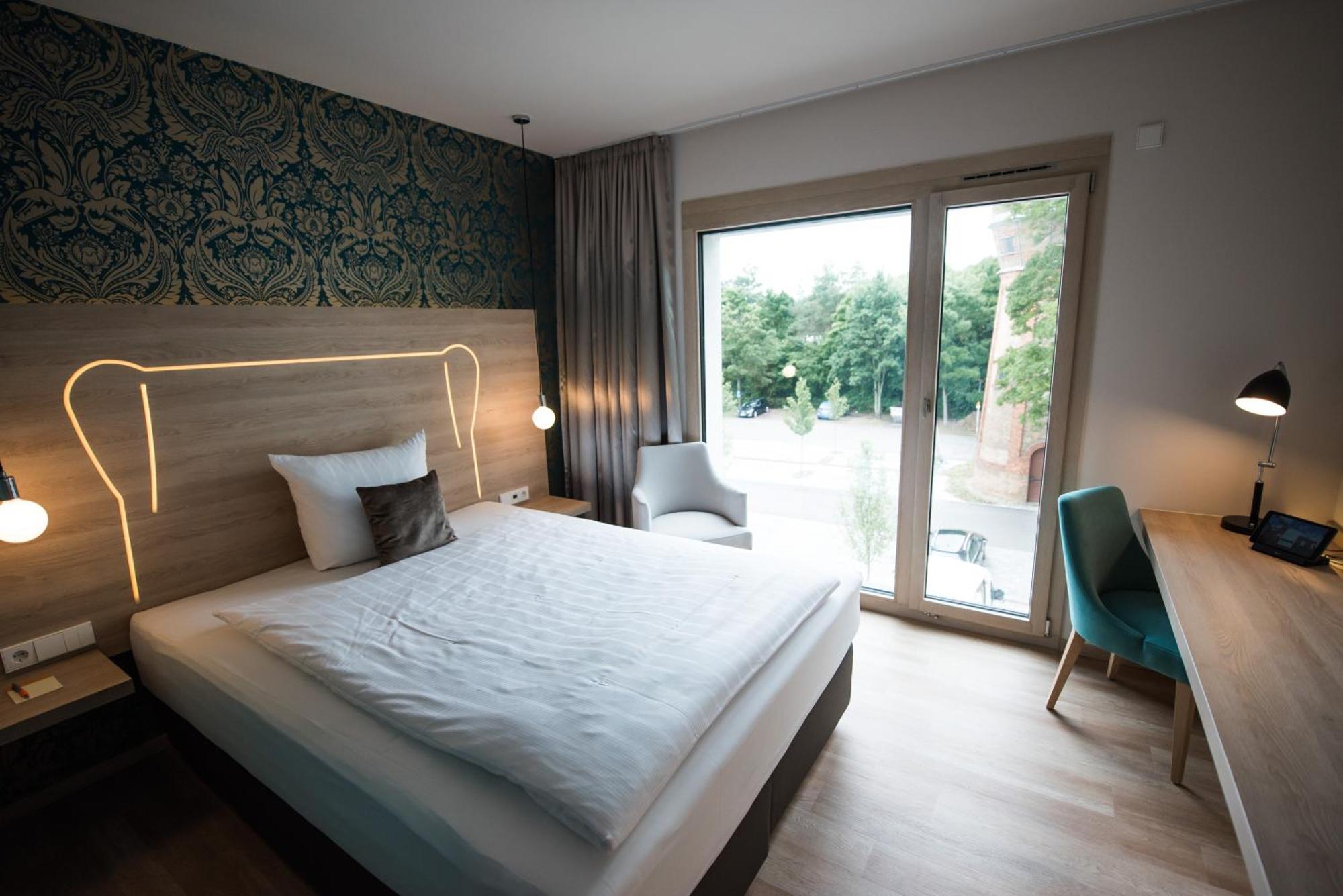 Parkhotel Schillerhain Kirchheimbolanden Bilik gambar