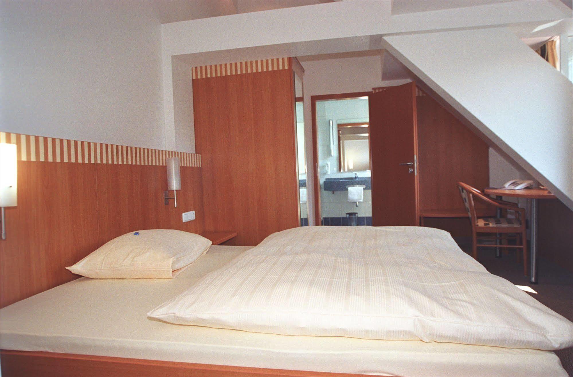 Parkhotel Schillerhain Kirchheimbolanden Luaran gambar